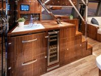 Image for 2021 RIVIERA Sports Motor Yacht 64 6