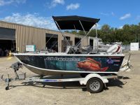 Image for 2017 QUINTREX 420 Renegade SC 4