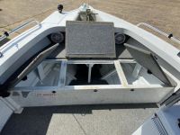 Image for 2017 QUINTREX 420 Renegade SC 18