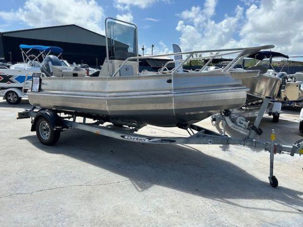 PRICE DROP!!! USED 2021 FREWZA F15 SIDE CONSOLE WITH YAMAHA F70 FOR SALE image