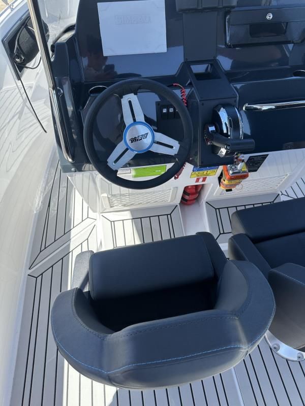 Image for 2022 Bella 600R OB 1