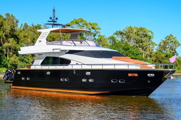 2001 HORIZON YACHTS  E65 image