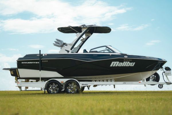2025 Malibu Wakesetter 22 Lsv Monohull image
