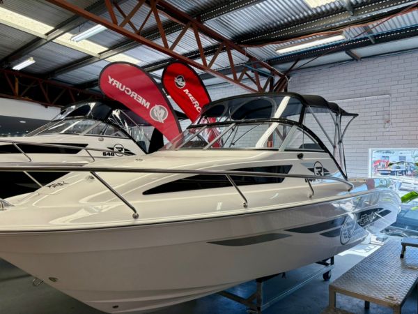 2024 Revival 640 Boat SPORTZ image