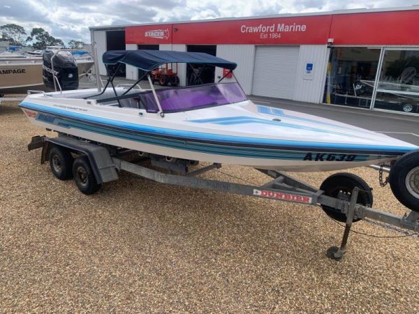 FLIGHTCRAFT 18XLT SKI BOAT image