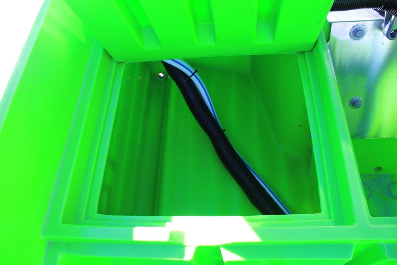 Image for Polycraft 410 Challenger Centre Console + Yamaha F50hp 4-Stroke - Pack 3 for sale online prices 14