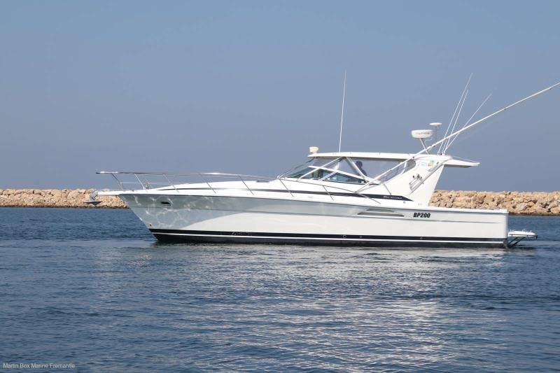 Image for 1998 Riviera 4000 Offshore 0