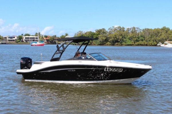 2023 Sea Ray 190 SPX OB image