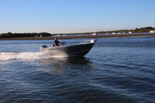 Quintrex 490 Renegade SC(Side Console) + Yamaha F75hp 4-Stroke - Pack 2 for sale online prices image
