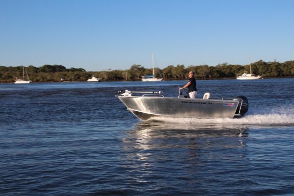 Quintrex 490 Renegade SC(Side Console) + Yamaha F70hp 4-Stroke - Pack 1 for sale online prices image