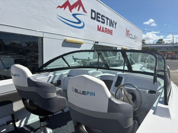 2023 Bluefin Weekender Monohull 540 image