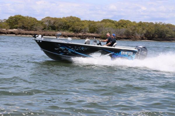 Quintrex 570 Renegade SC(Side Console) + Yamaha F115hp 4-Stroke - Pack 1 for sale online prices image