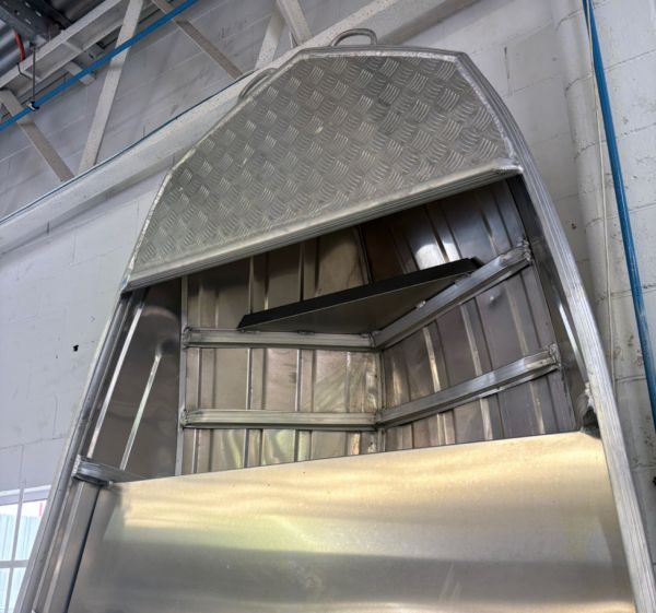 2025 Bluefin Trekker Boat 345 image