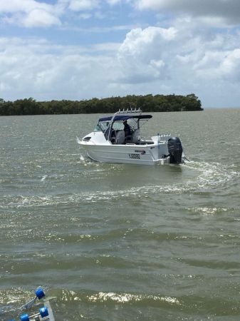 Quintrex Trident 650 + Yamaha F200hp 4-Stroke - Pack 3 for sale online prices image