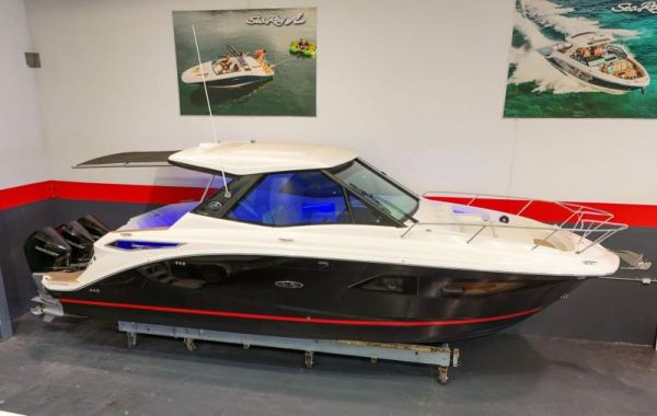 2023 Sea Ray 320 Sundancer Coupe OB image