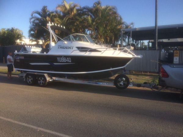 Quintrex 690 Trident + Yamaha F225hp 4-Stroke - Pack 2 for sale online prices image