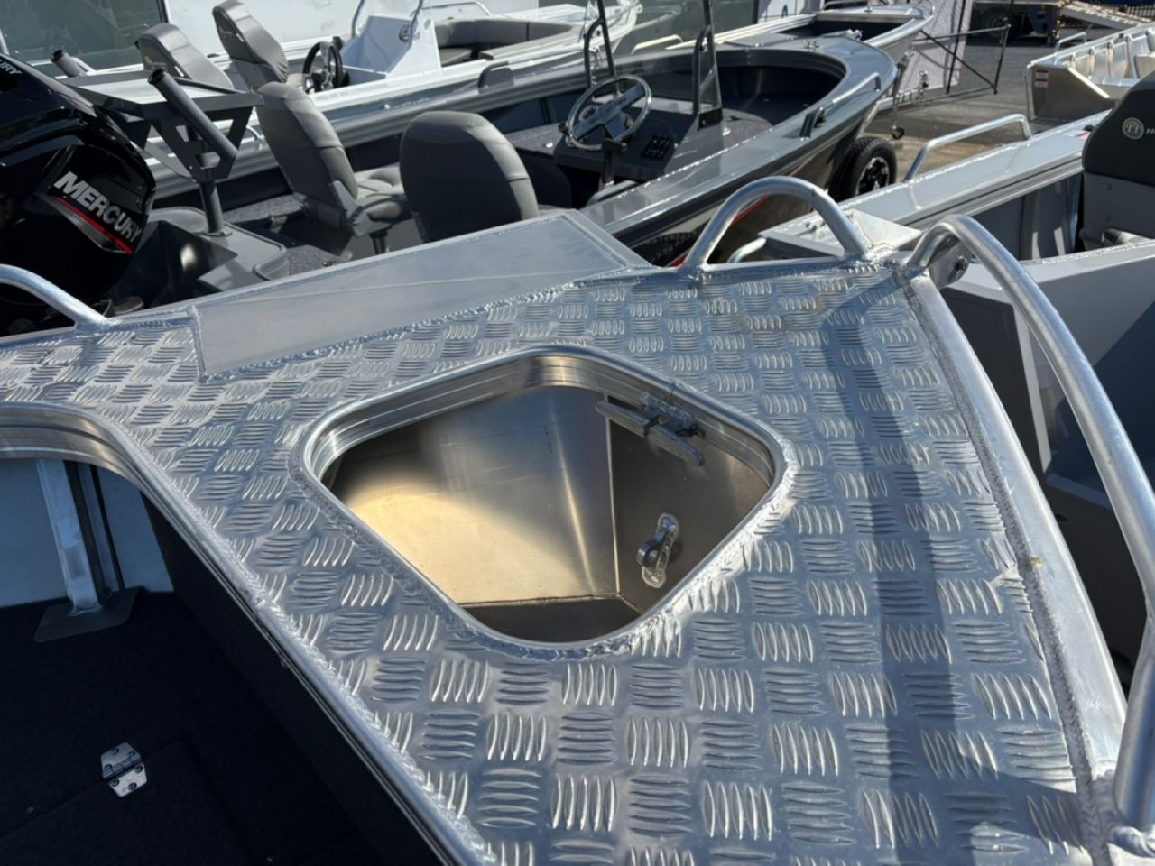 Image for 2025 Horizon 422 Stryker Boat XPF 6