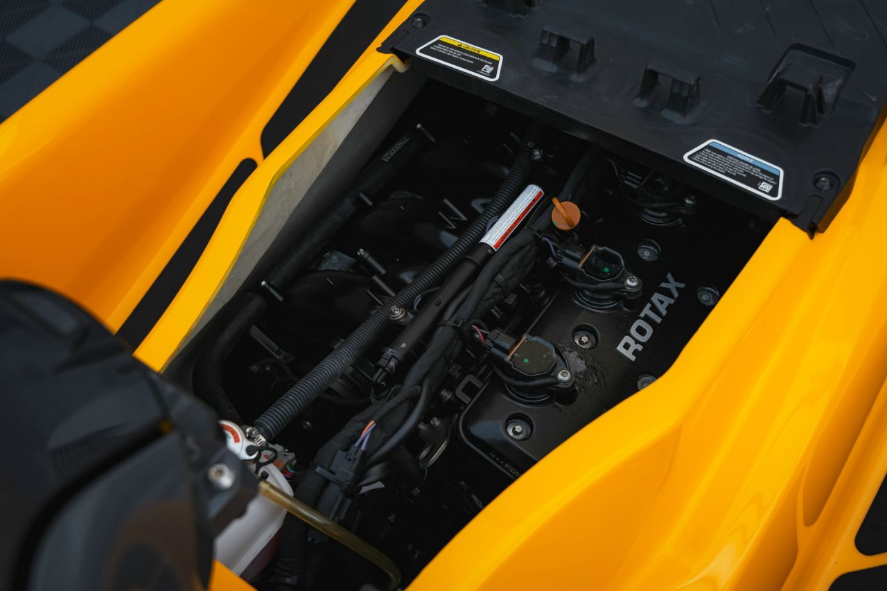 Image for 2022 Sea-Doo Gtr 230 Ss PWC 36NB 26
