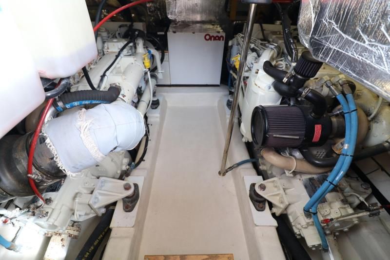 Image for Riviera 3850 Flybridge 21