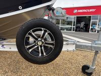 Image for QUINTREX 481 FISHABOUT PRO RUNABOUT 17