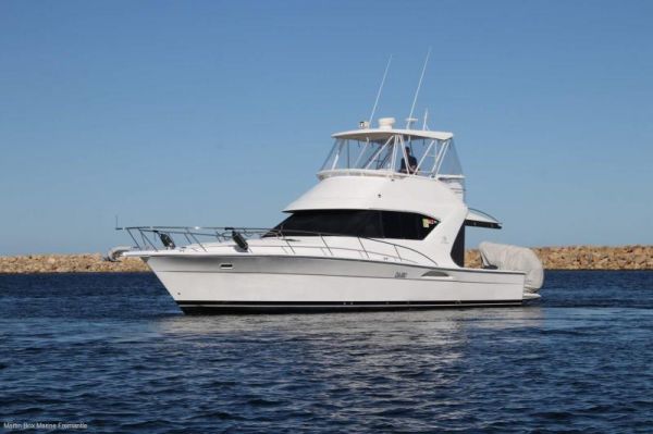 2000 Riviera 3850 image