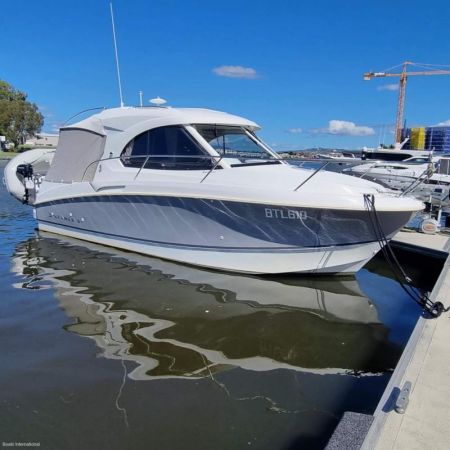2015 Beneteau Antares 8 image