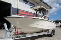 Image for 2023 Boston Whaler 220 Dauntless 2