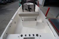 Image for 2023 Boston Whaler 220 Dauntless 4
