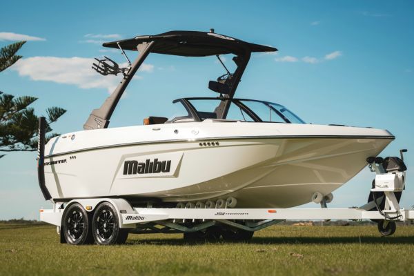2025 Malibu Wakesetter 20 Vtx Monohull image