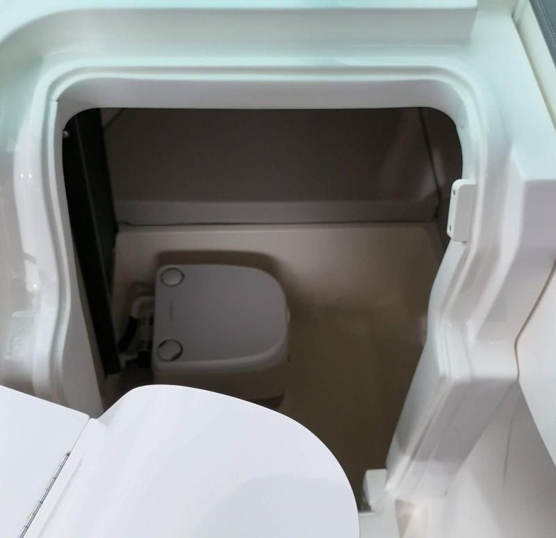 Image for 2024 Sea Ray 250 SDX OB 13
