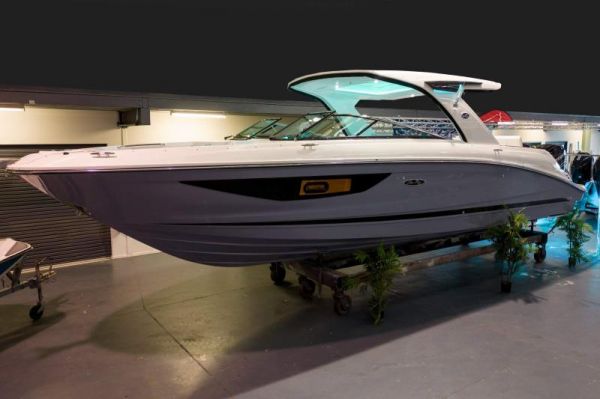 2023 Sea Ray 350 SLX OB image