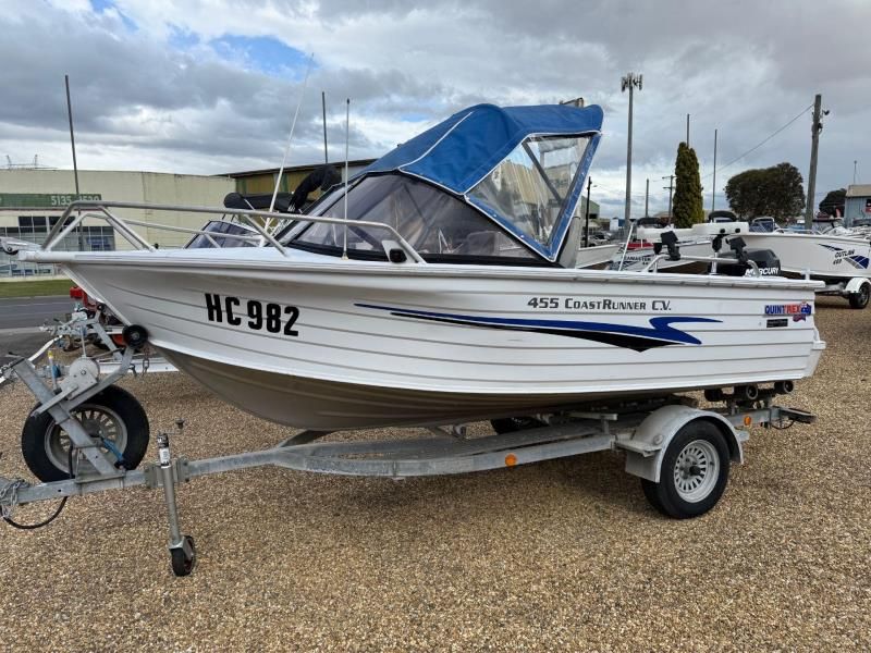 Image for QUINTREX 455 COAST RUNNER CV RUNABOUT 1