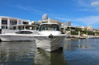Image for 2021 Boston Whaler 325 Conquest 2
