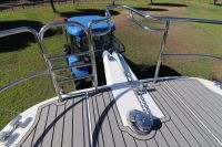 Image for 2006 Leisurecat 9000 Profisher 32
