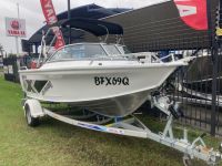 Image for QUINTREX 430 FISHABOUT PRO WITH 60HP MERCURY 4 STROKE FOR SALE 2