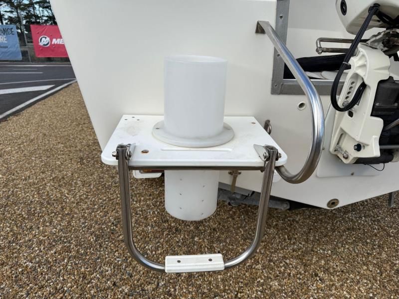 Image for WHITTLEY CLEARWATER 2100 WALKAROUND CABIN 28