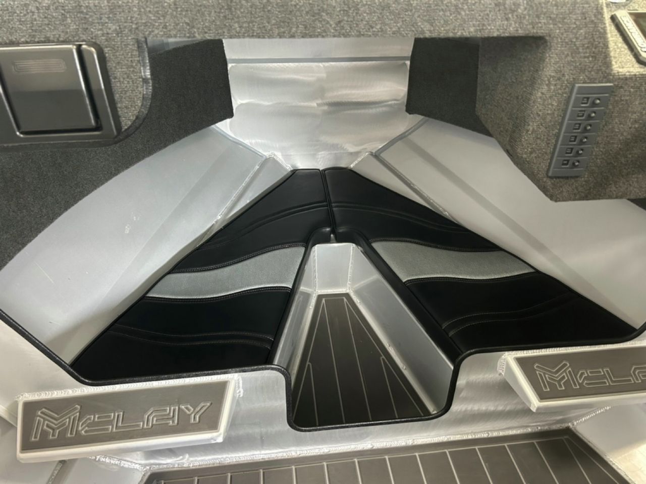 Image for 2025 Mclay 571 Sportsman Monohull SPORTSMAN 7