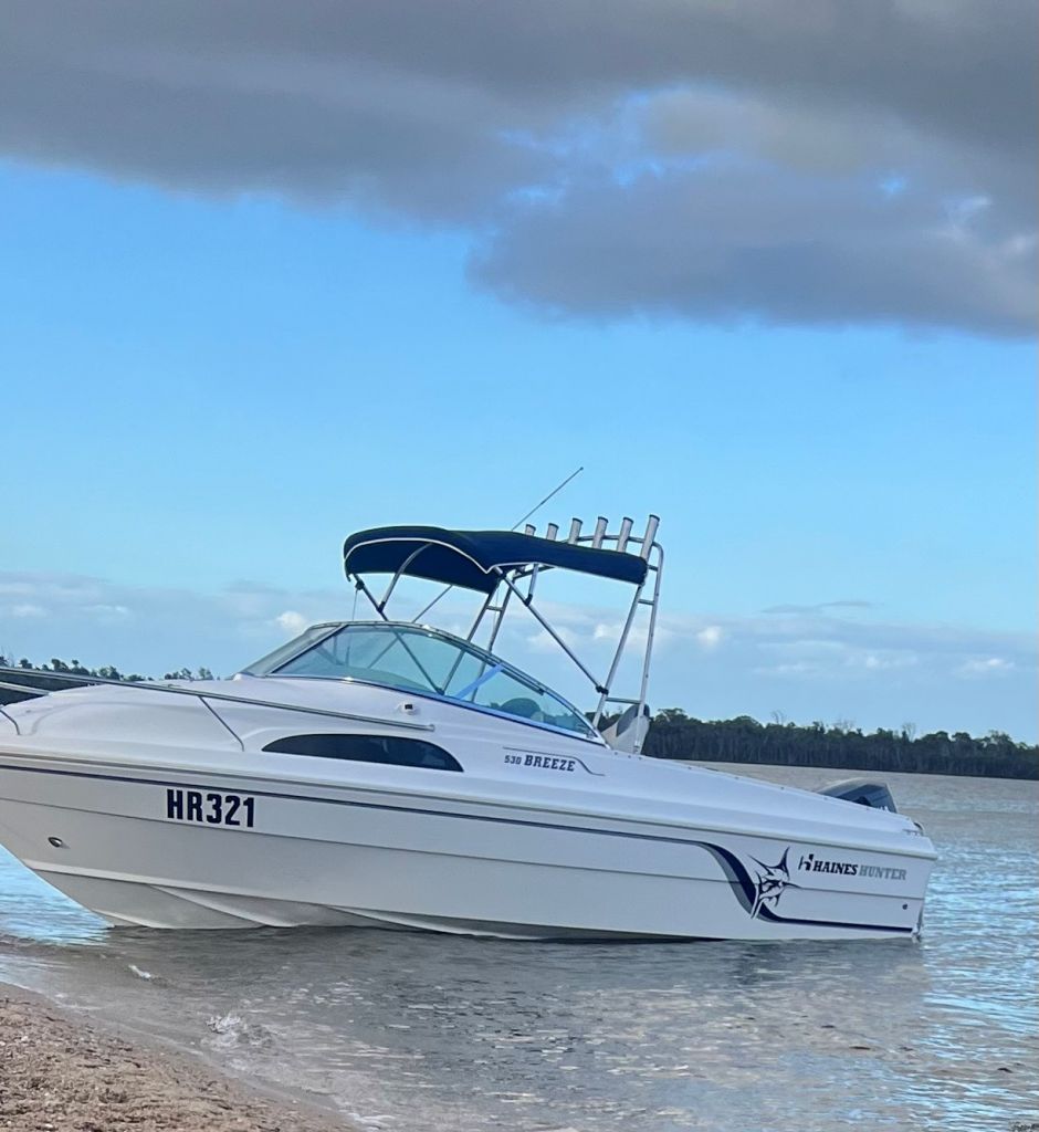 Image for 2003 Haines Hunter 530 BREEZE Cabin Boat 0