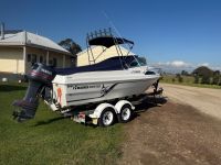 Image for 2003 Haines Hunter 530 BREEZE Cabin Boat 5