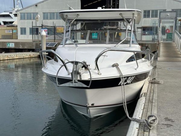2021 Revival 640 Offshore Hard Top image