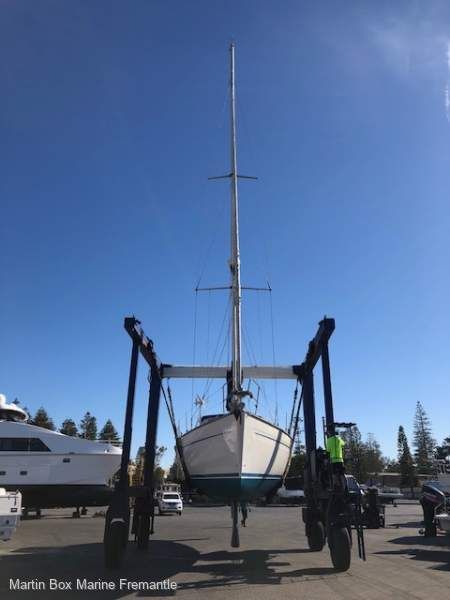 Image for 2002 Bavaria 44 34