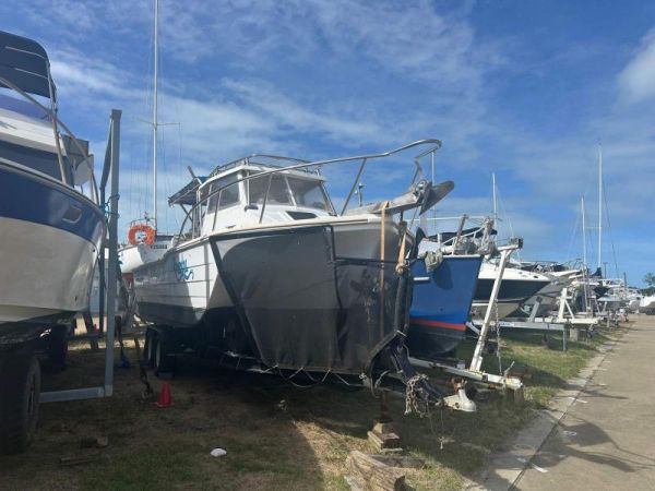 1995 Tradewinds 8M image