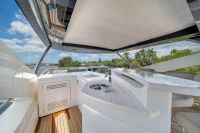 Image for 2019 Sunseeker 86 Yacht 18