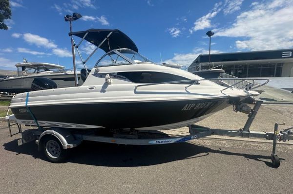 2015 Stejcraft 580C ISLANDER image