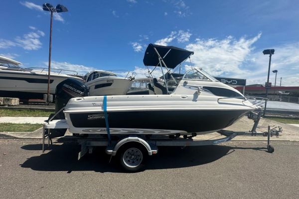 2015 Stejcraft 580C ISLANDER image