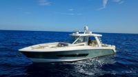 Image for 2019 Boston Whaler 420 Outrage 0