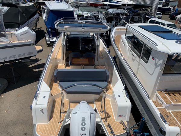 2024 Nimbus Tender 8 image