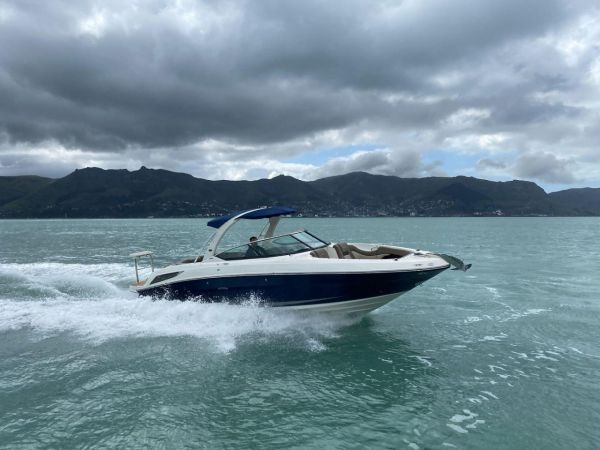 2012 Sea Ray SLX 300 image