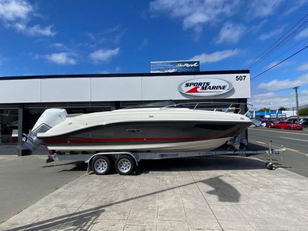 2022 Sea Ray 230 Sun Sport OB image