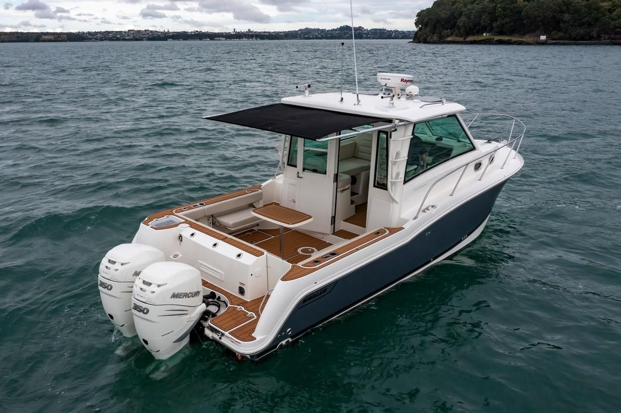 Image for 2019 Boston Whaler 315 Conquest Pilothouse 38